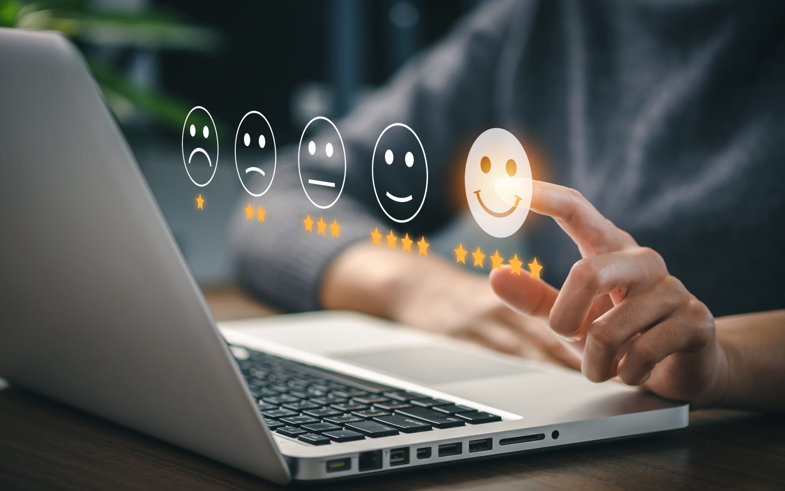 Client satisfait de son service en ligne grâce à aux recommandations personnalisées
